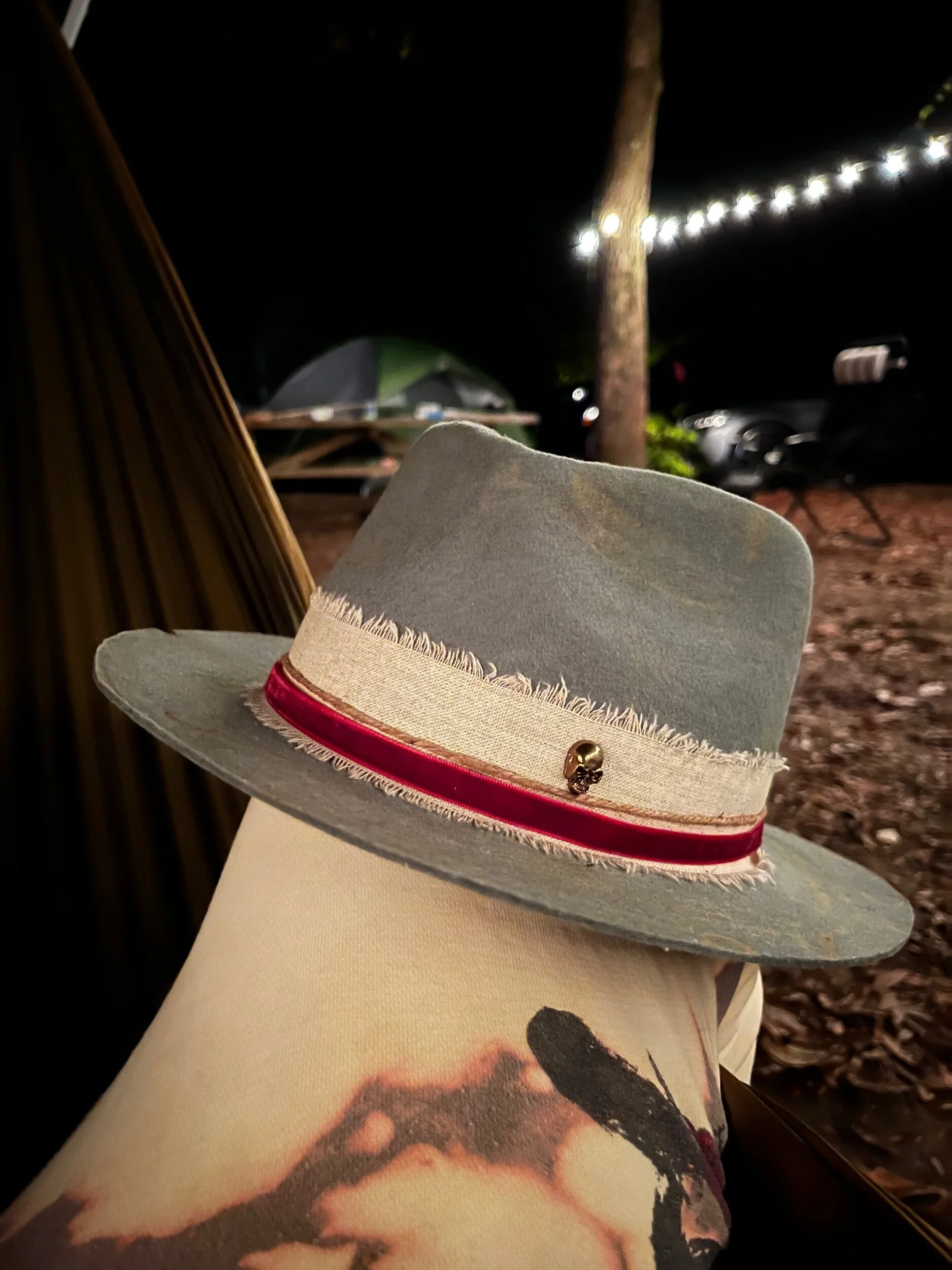 99AD0DBE-5464-4C88-8033-8553C8ED9485