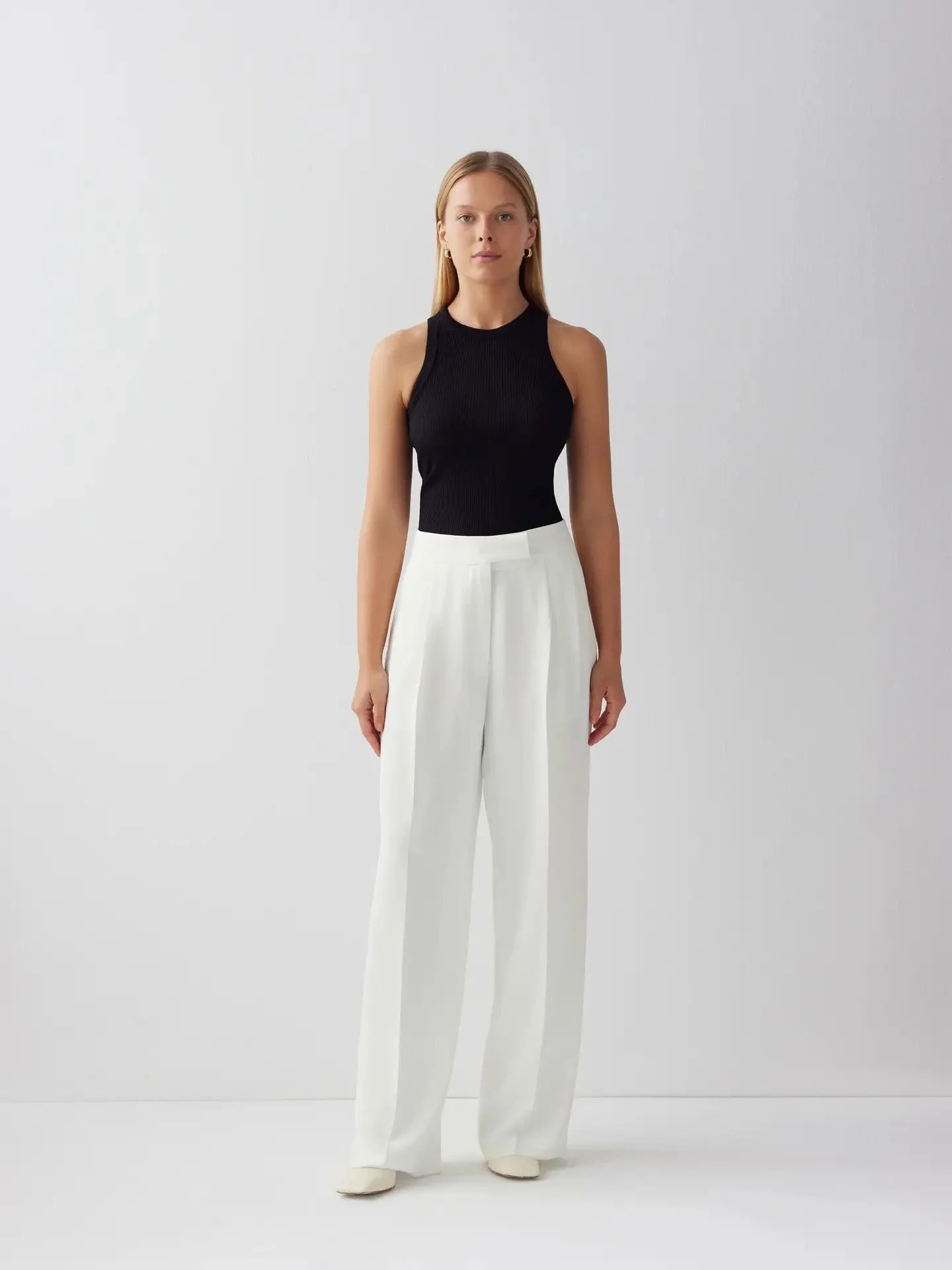 Rever High-Waisted Pants