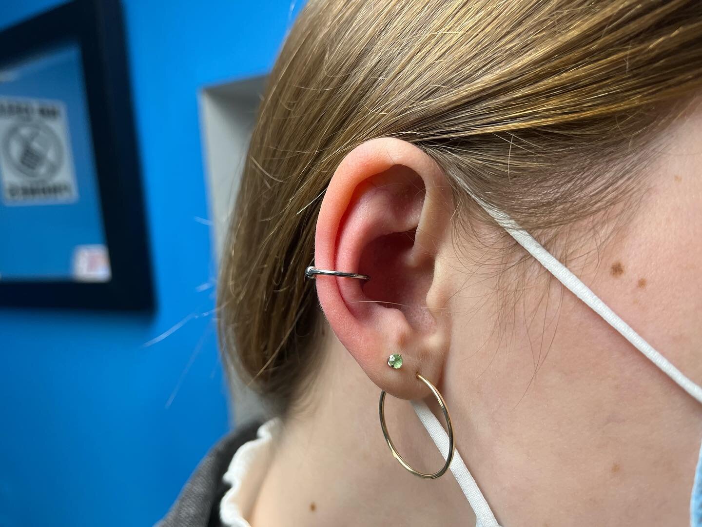 Conch/Orbital piercing #conchpiercing #piercling #piercedears @lolastattoos