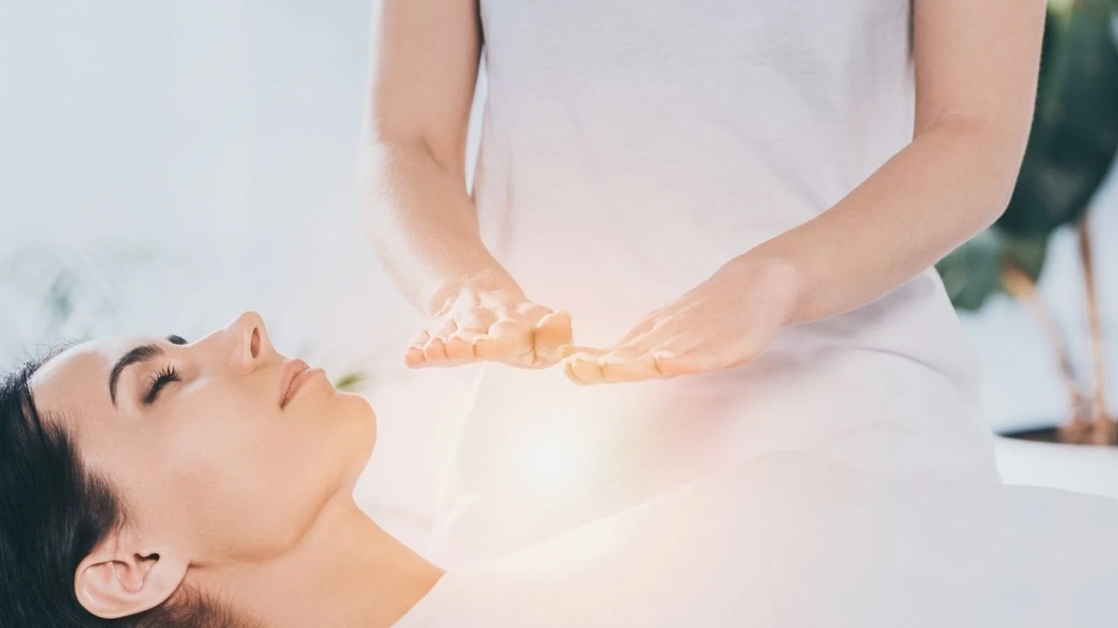 Discover the Healing Power of Reiki with Psychic Sarah Gail