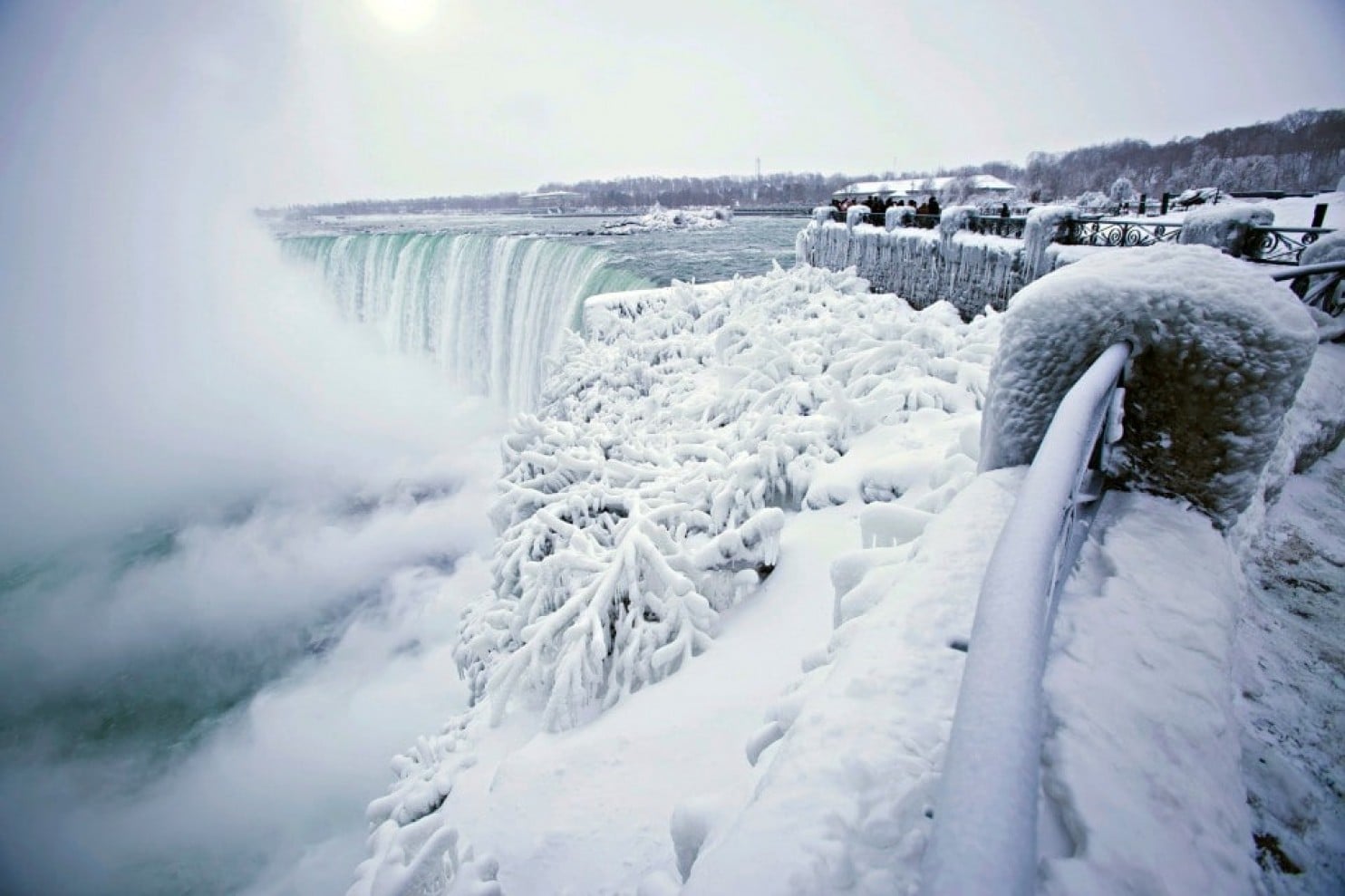Niagara Falls Is Coated In Ice — And Absolutely Jaw-Dropping