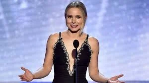 Kristen Bell Opens SAG Awards 2018