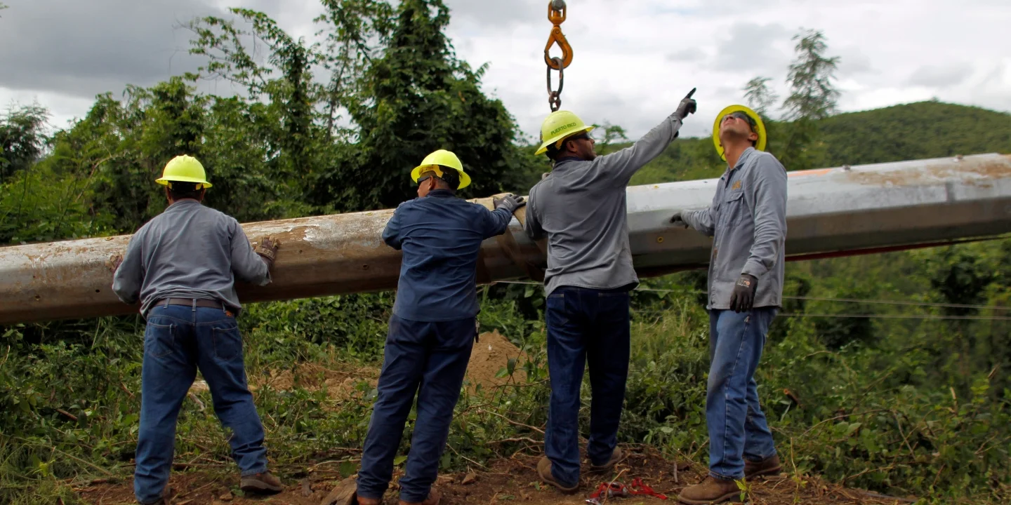 Puerto Rico Utility Workers Charge That Federal Government Is Hoarding Reconstruction Supplies