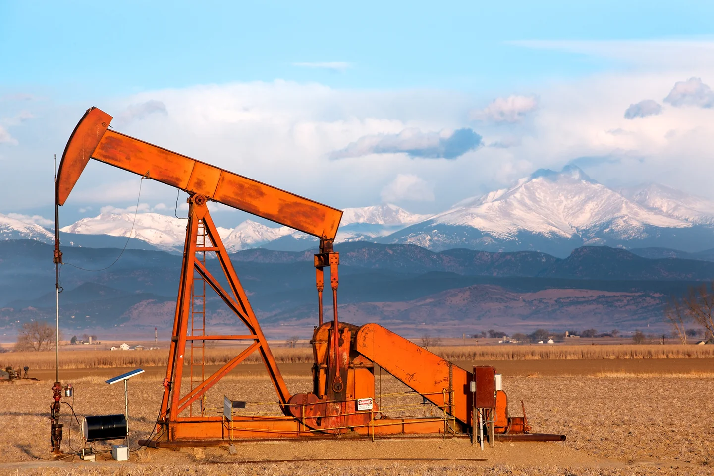 Energy Giants Choose Nuclear Option in Election’s Biggest Fight Over Fossil Fuel