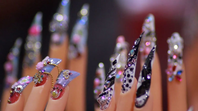 How Vietnamese Americans Took Over The Nails Business: A Documentary
