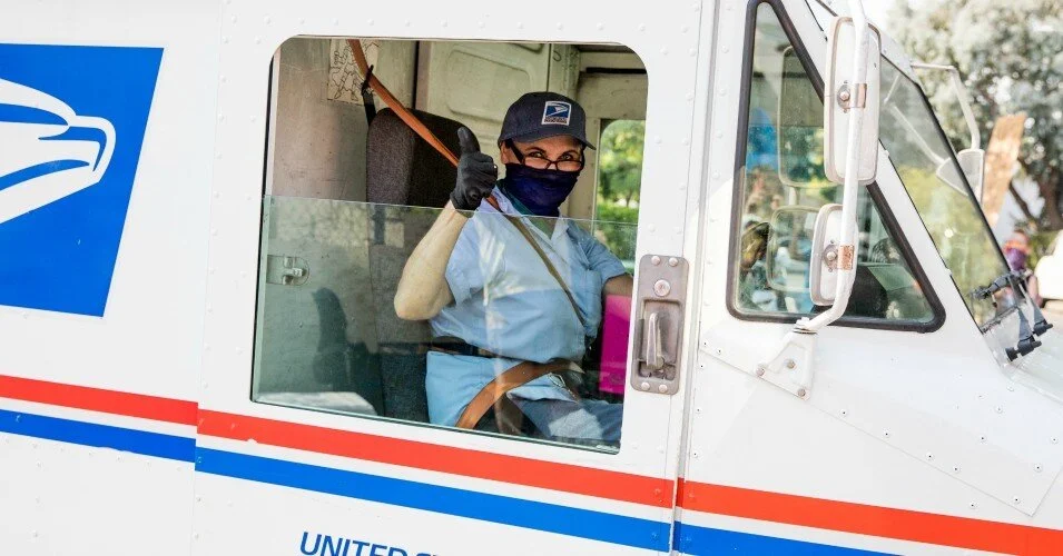 New Bill Aims to Scrap 'Ludicrous' Mandate Forcing Postal Service to Prefund Retiree Benefits Decades in Advance