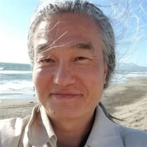 The Platform Talk Podcast: A Conversation w/ Journalist, Scholar &amp; Peace Activist KJ Noh