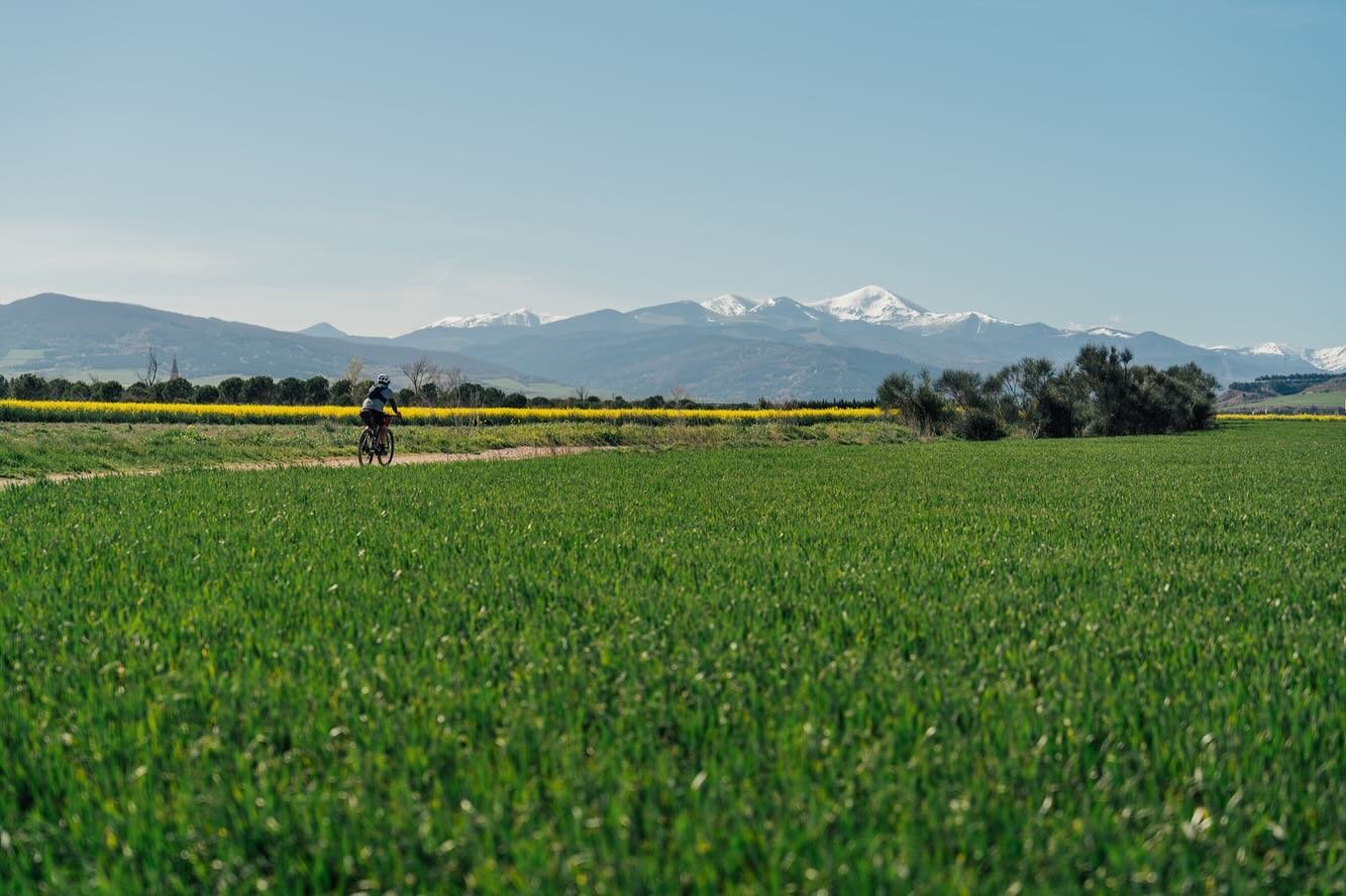 La Rioja en gravel sur 3 jours
180 km / 2 000 m D+
Vos roues toucherons &agrave; peine le goudron et en plus on a les bonnes adresses pour bien manger et bien dormir !
Plus d&rsquo;infos sur kontrabandista.com
_
#gravel #gravelrioja #larioja #gravelr