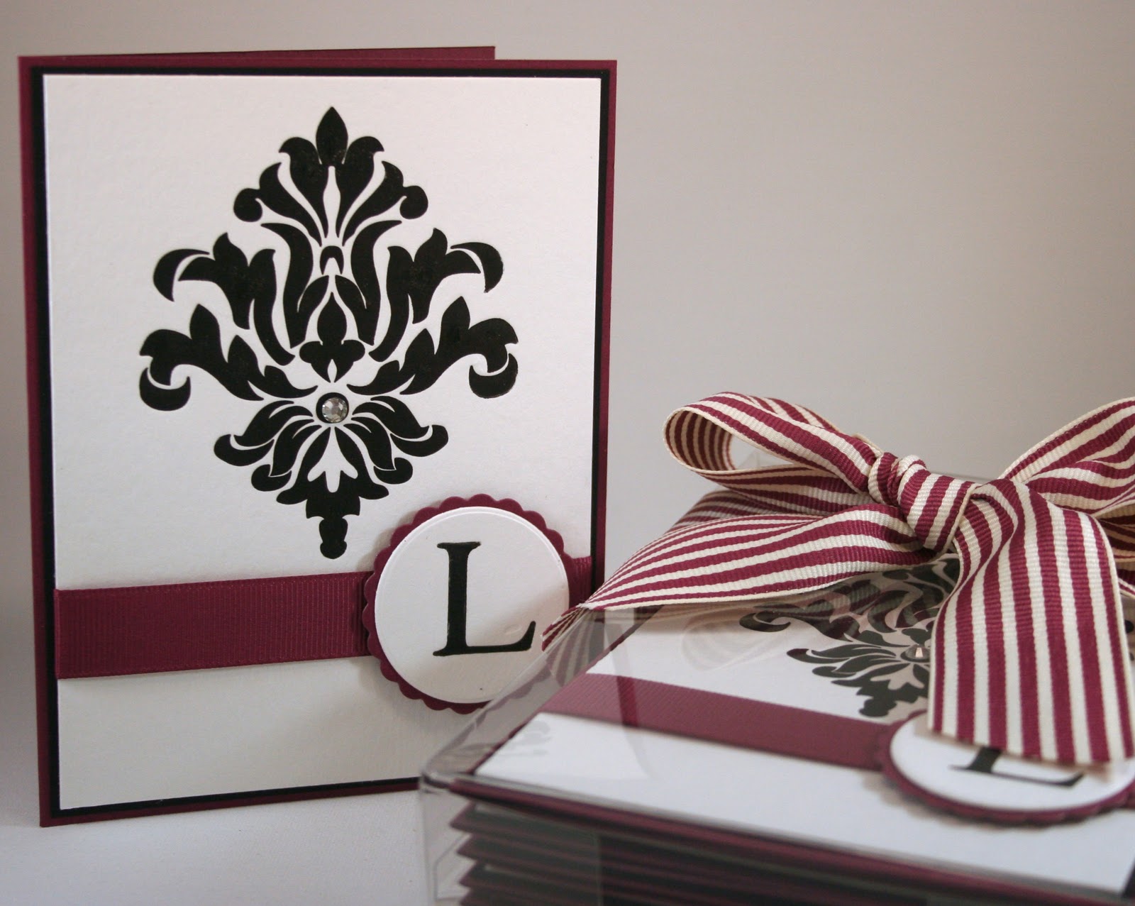 Damask Monogram Card Set  009.jpg