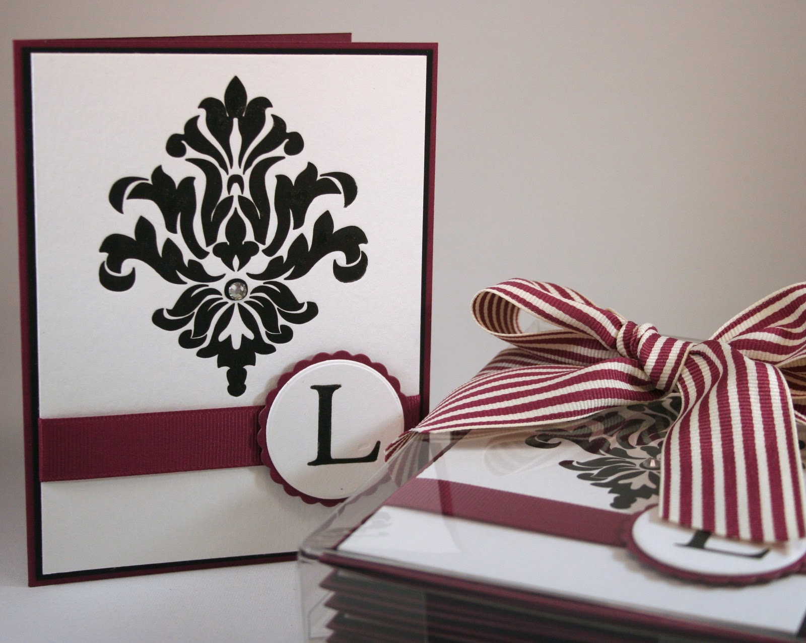 Damask Monogram Card Set 009.jpg