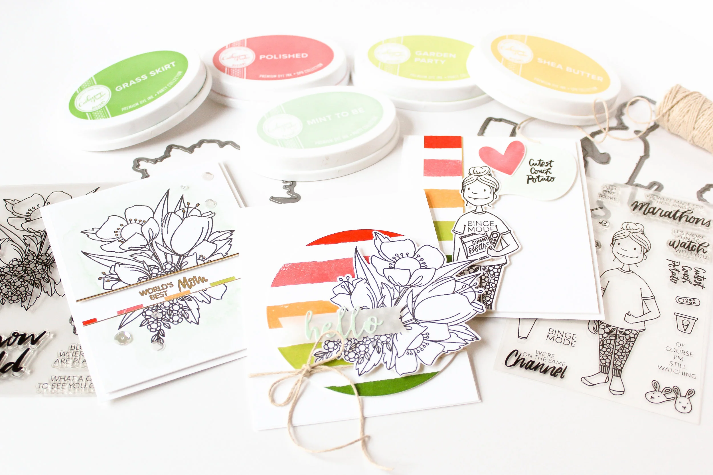 "Anti-Coloring" Cards - Essentials By Ellen May 2019 Release