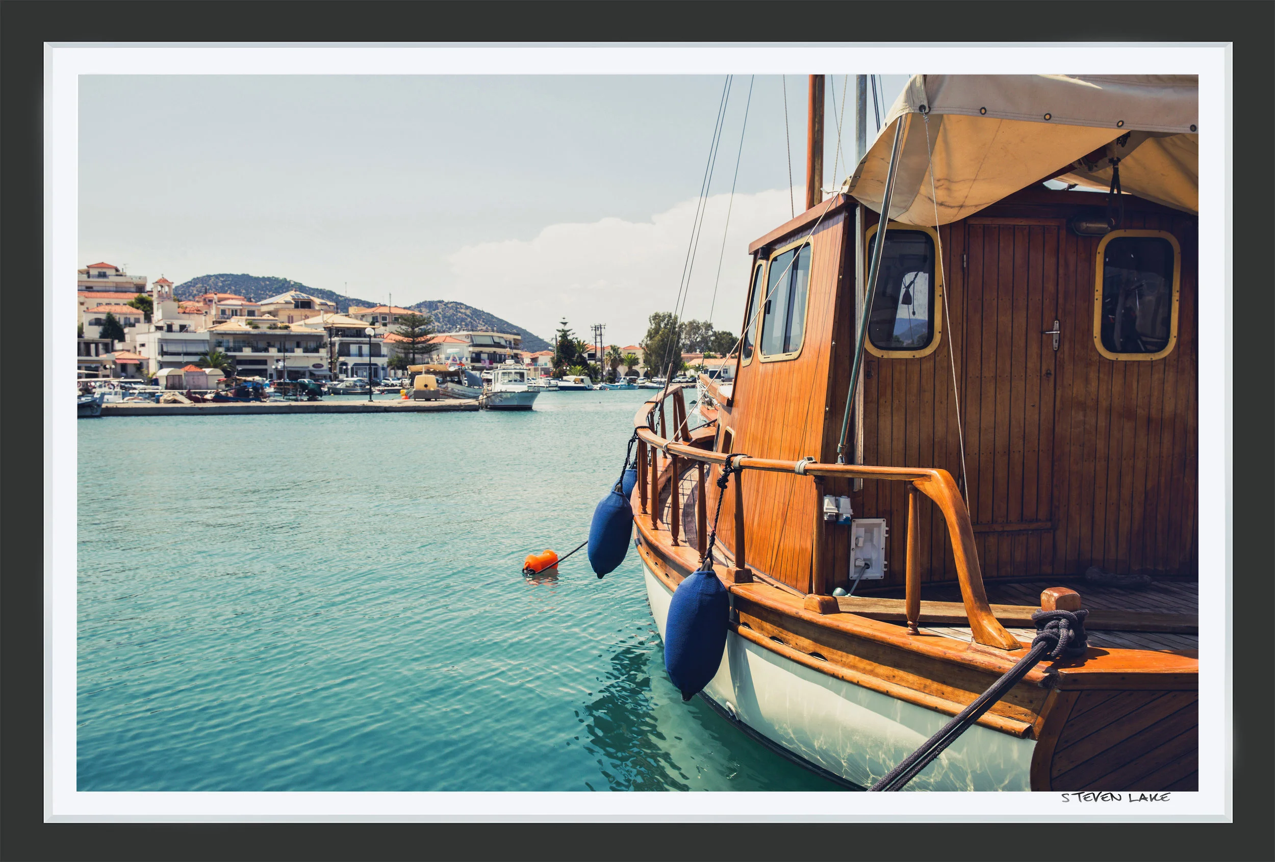 FISHING BOAT ERMIONI black.jpg