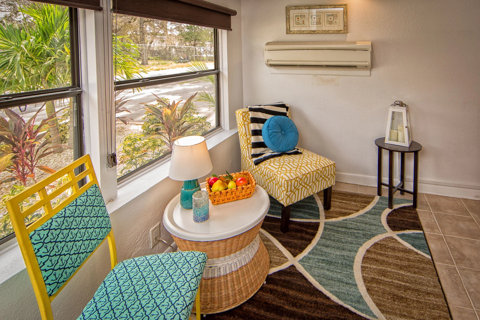 cdtBedromm1SittingArea.jpg