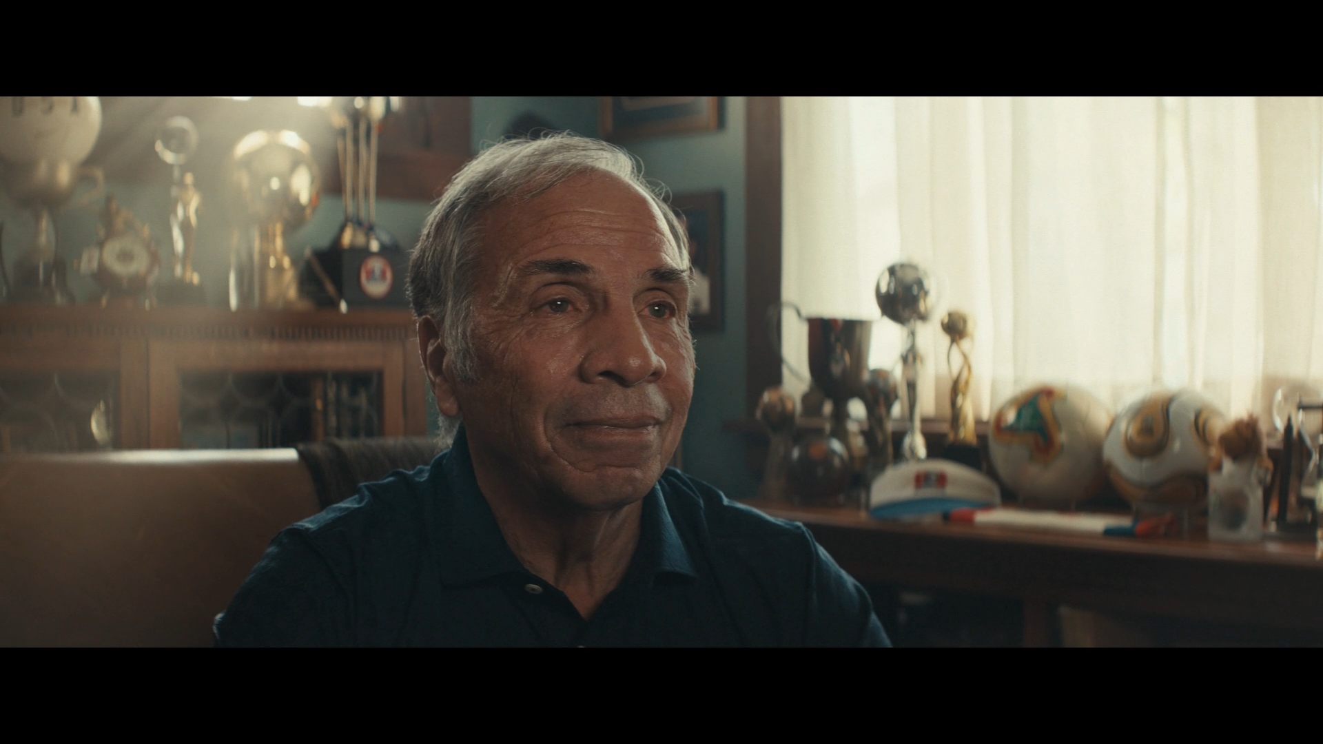 FOX_Miracle_PR_Stills_Bruce.jpg
