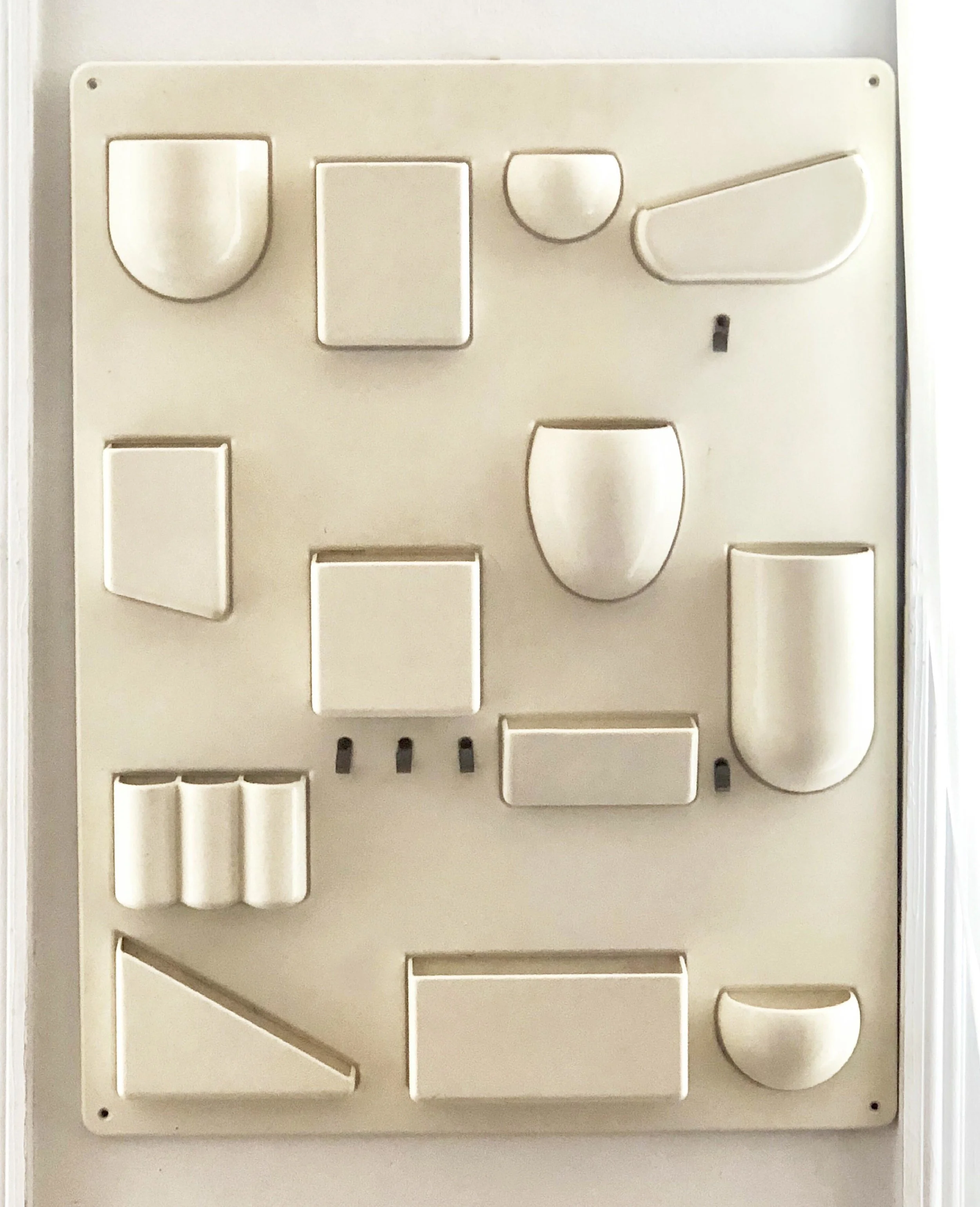 1960s-utensilo-ii-by-dorothee-becker-wall-organizer-0613.jpeg