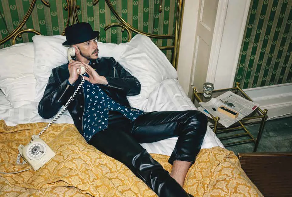 leather jacket: aCNe sTUDIos shirt: oUr LeGaCy leather pants: BLk DNM hat: osCar JaCoBsoN