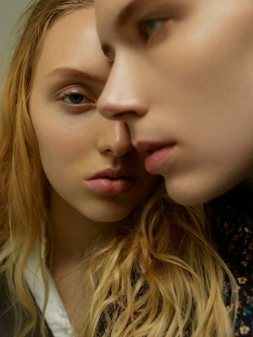  Delilah wears Jil Sander Navy dress and shirt 