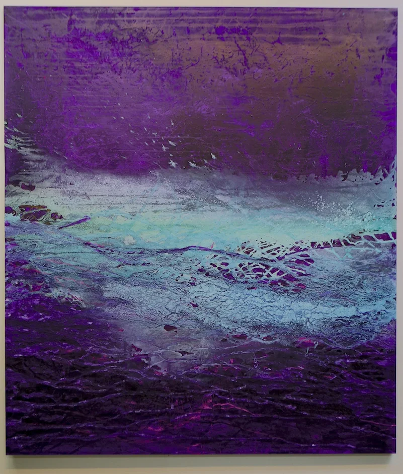 Deep Waves of Light