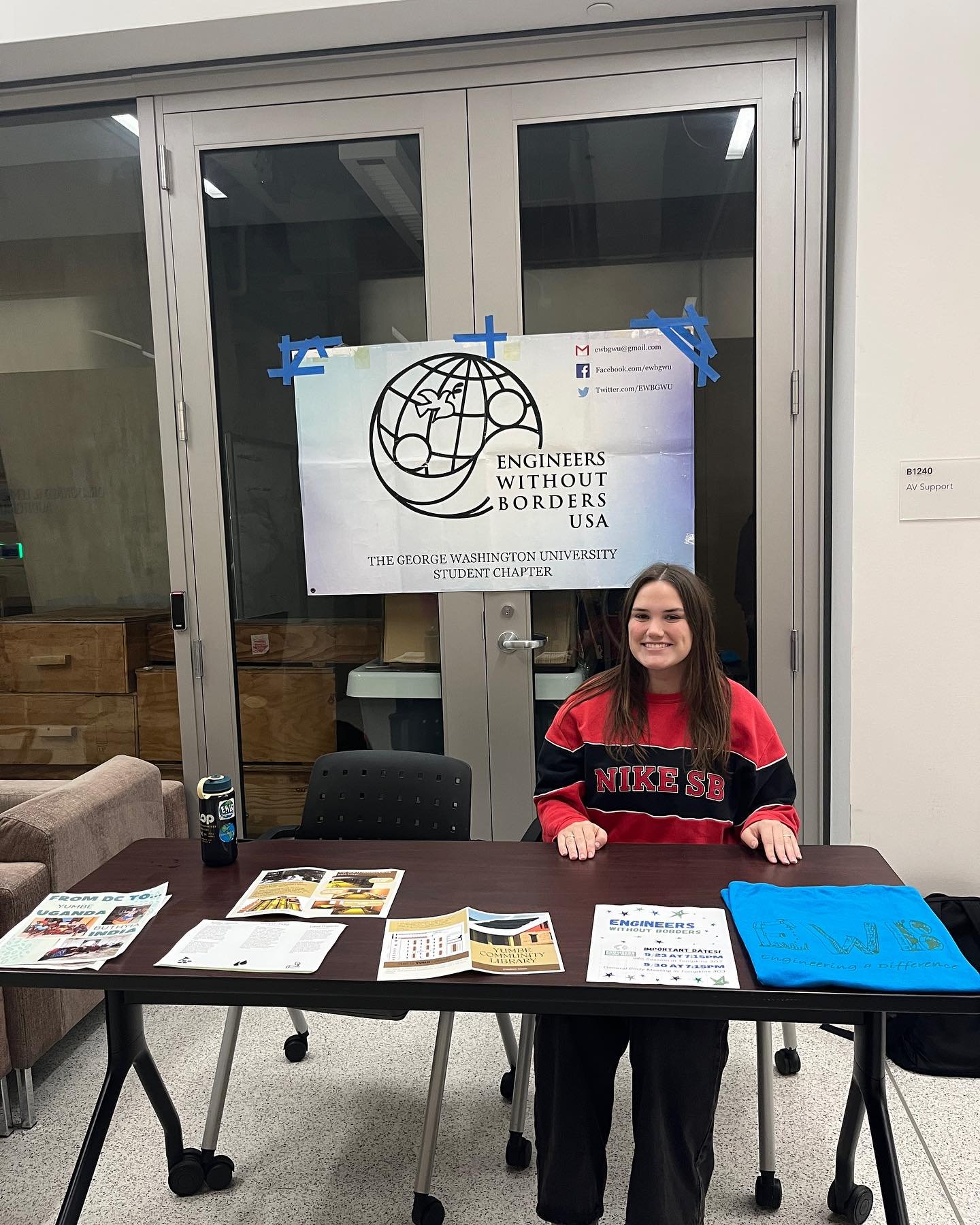 Org fair in 15 minutes, SEH basement! See you there!