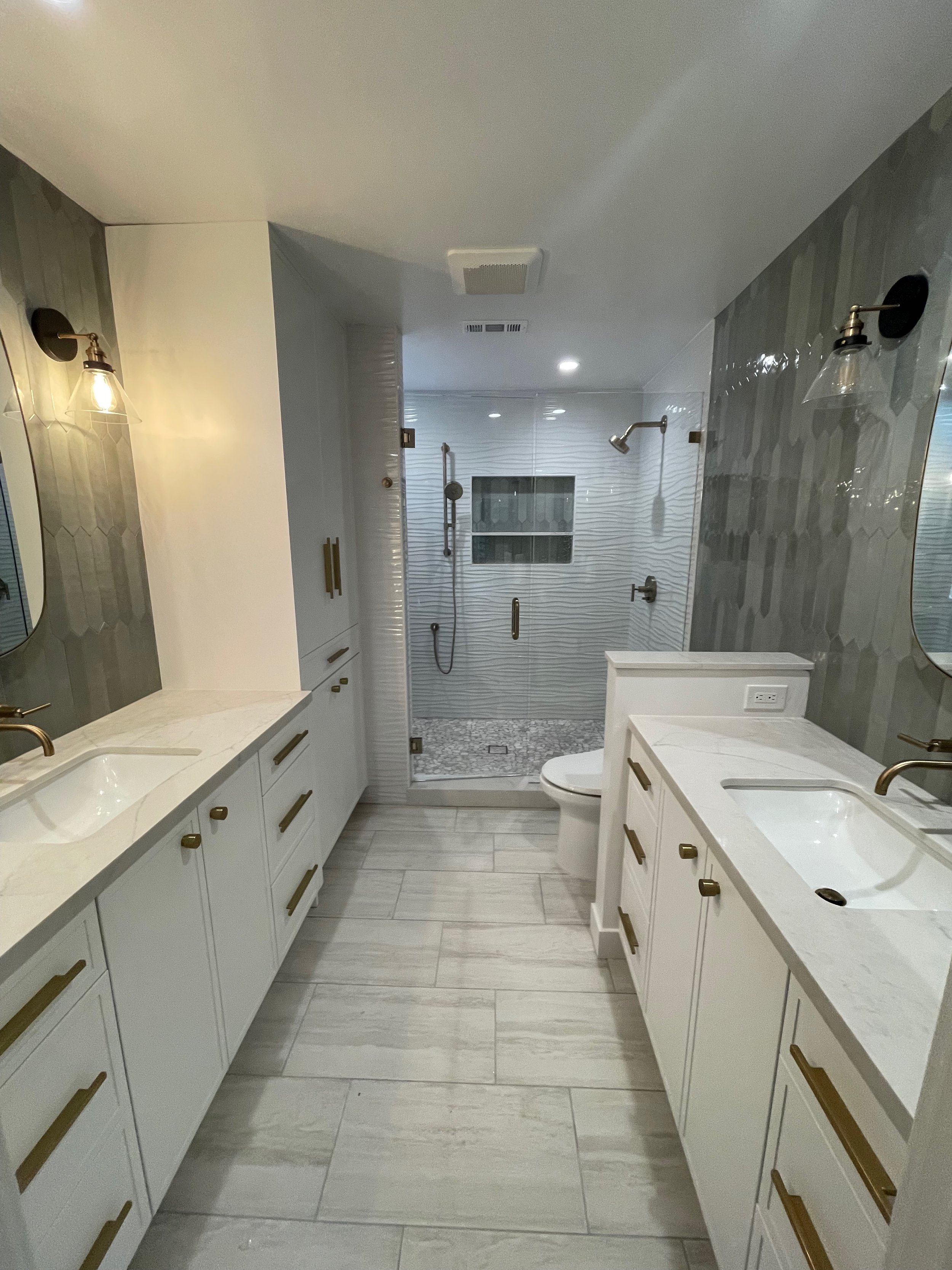 Traveld Way Encinitas Kitchen and Primary Bath Remodel — Joli G