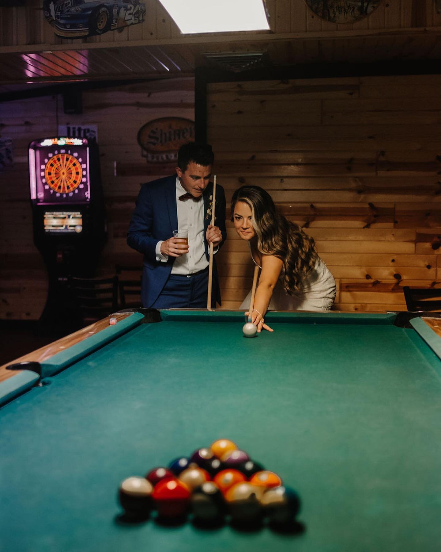 Sometimes you just need to find your local watering hole to chill a bit before your ceremony - this crew was the best! 
&bull;
Finding local spots like your local bowling alley, laundry mat, etc always make for fun photos&hellip; *always plan ahead a
