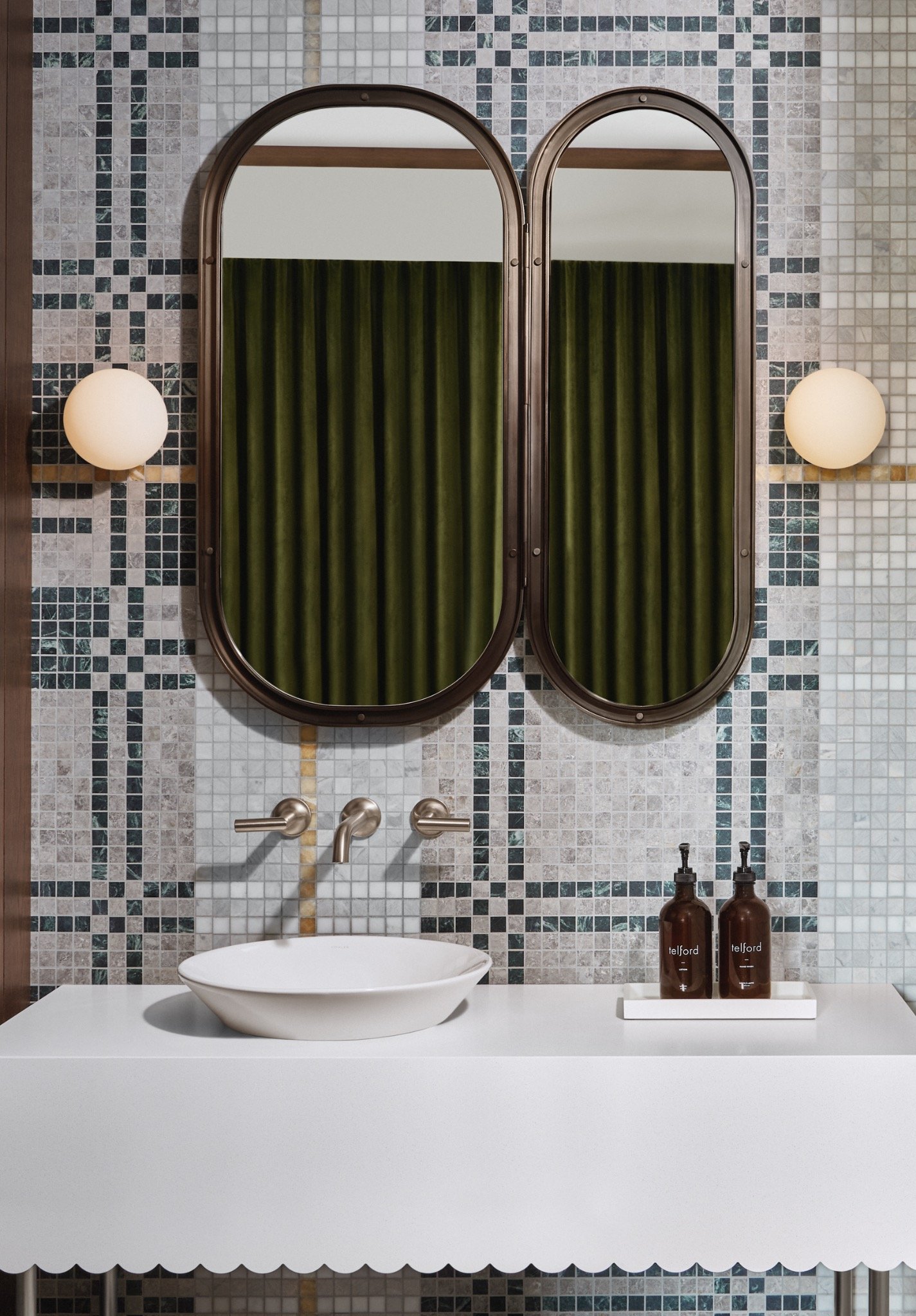 the-royal-hotel-picton-bathroom-interior-design.jpg