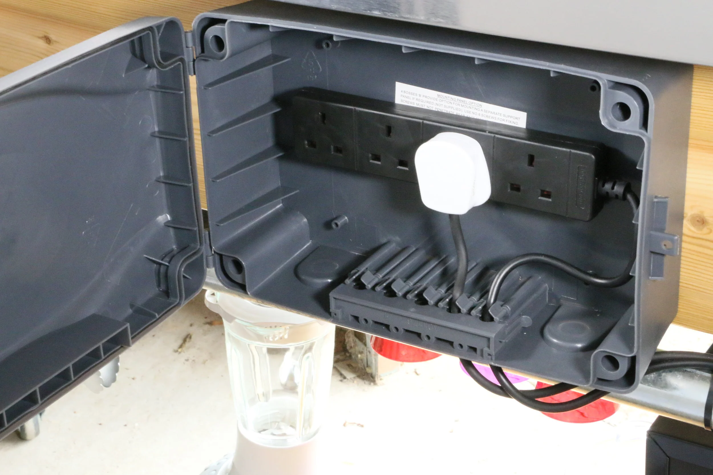 IP54 Rated Electric Weatherproof Four Socket Pack