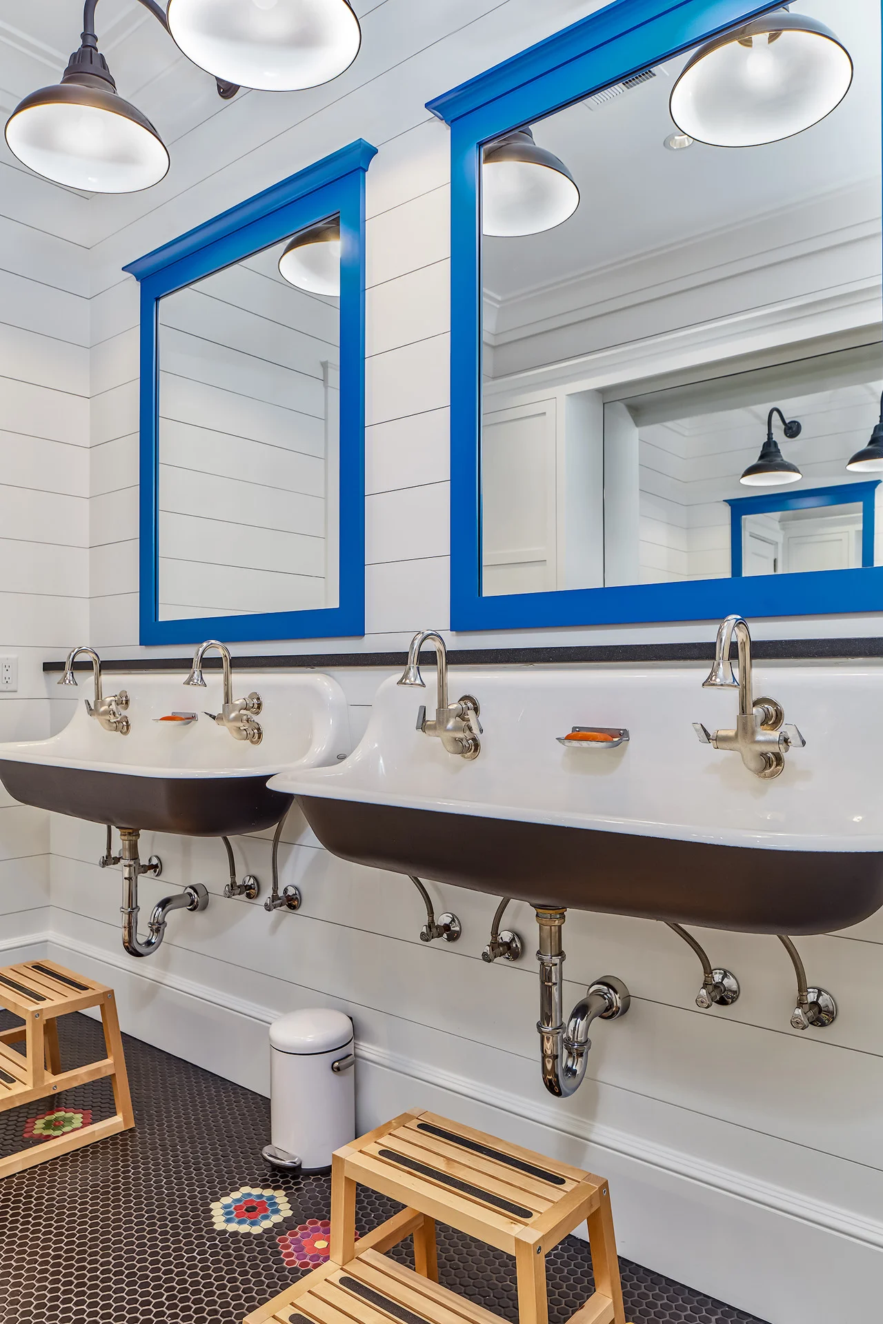 4-Bath.jpg