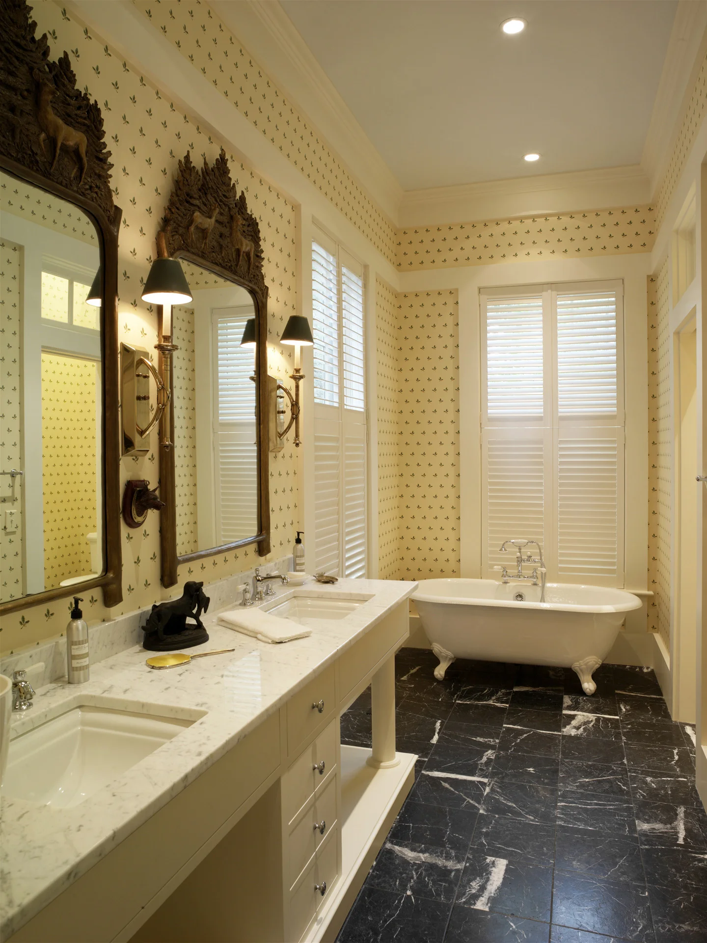 10-Bath.jpg