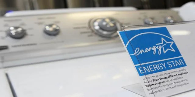 energy-efficient-washing-machine-f710db3e1f82c6acd12097a0eef48a1ccbd3157b85692682f819072ee2686176.jpg