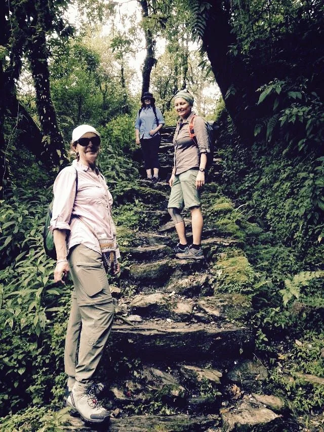 One day hike to visit the World Peace Pagoda