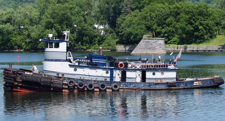tugmargot-1.jpg