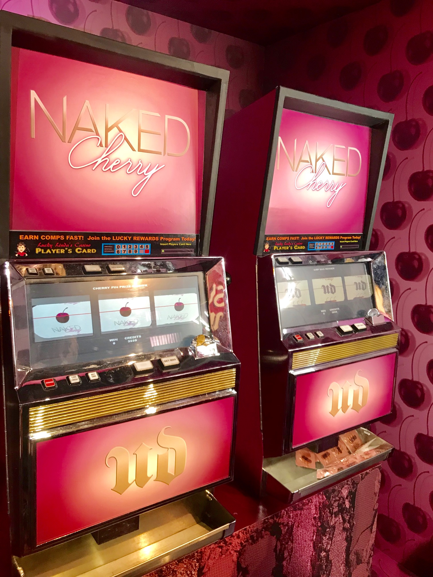 Sephoria House of Beauty Event: Urban Decay Slot Machines with the best prizes!