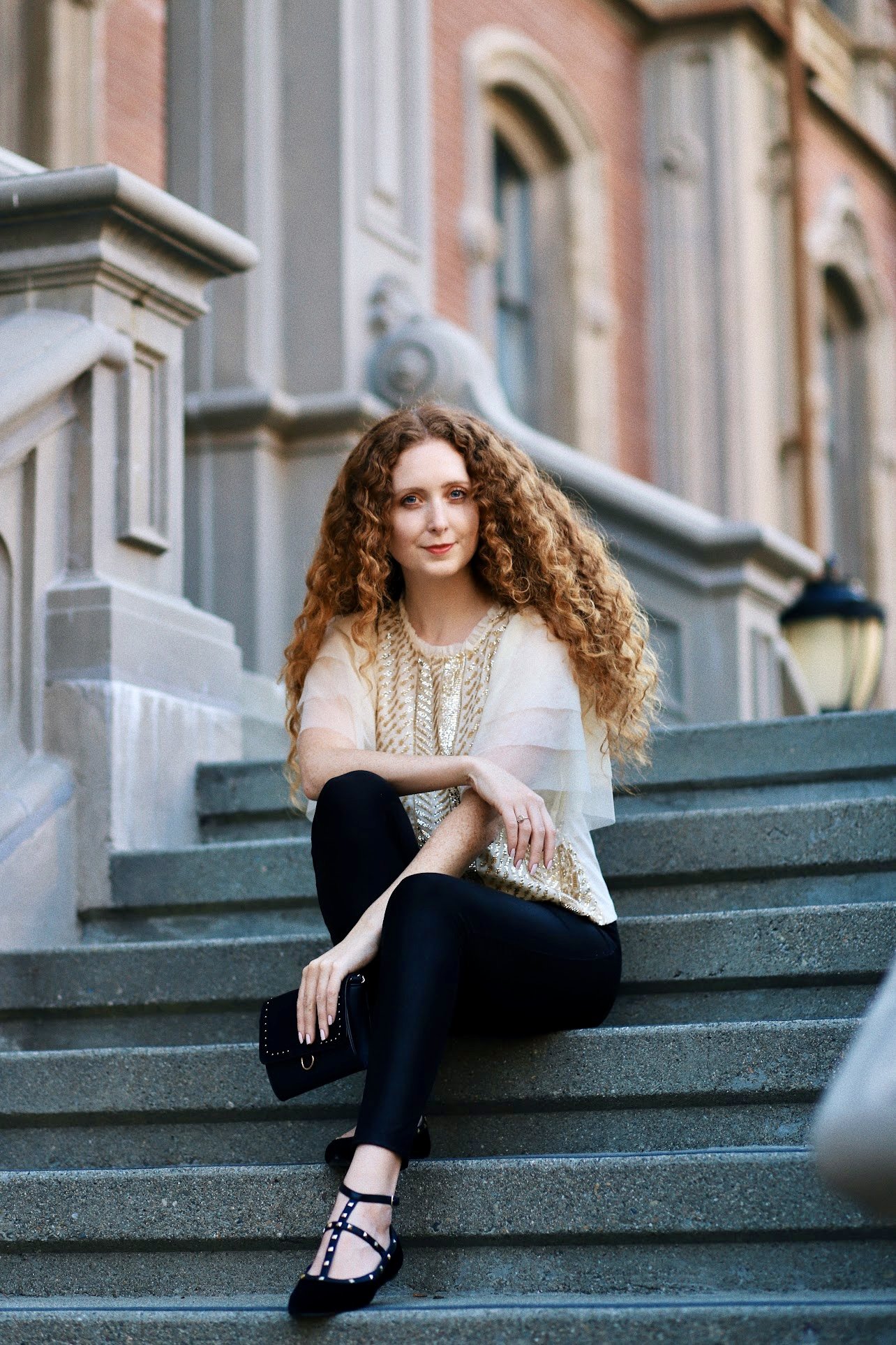 How to treat frizzy curly hair - all the tips to easily tame frizz and care  for your hair — Lorna Ryan - A San Francisco Lifestyle Blog sharing top  finds