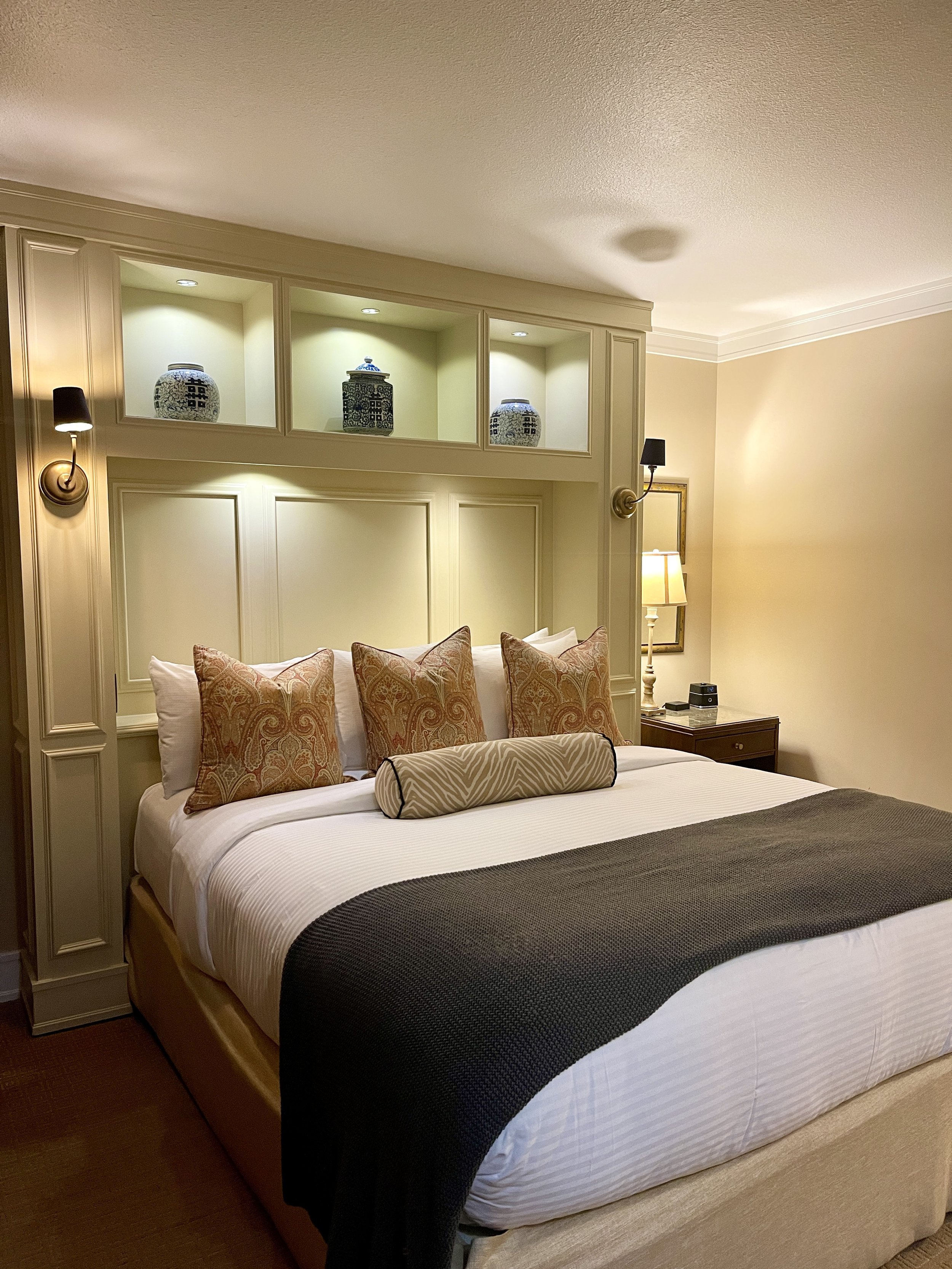 downtown napa hotels luxury with spa - this Napa River Inn Review will tell you all about one of the best downtown Napa hotels. Napa River Inn is a luxurious, boutique hotel with amazing river views and guest rooms.