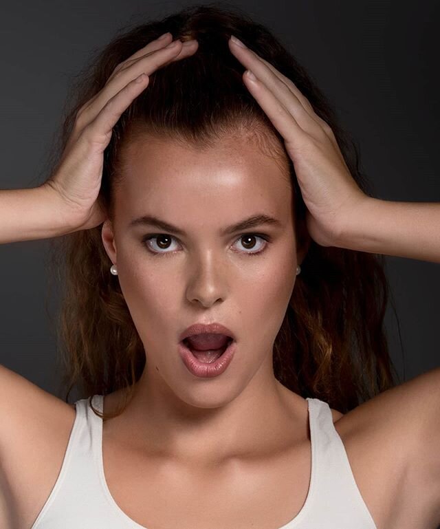 The face I make when a client tells me that they go to sleep without washing their makeup off.
.
.
Model @brooke__avery 
Photo by @j.oliver_art 
#makeupartist #skinisin #naturalmakeup #nomakeupmakeup #pearlearrings