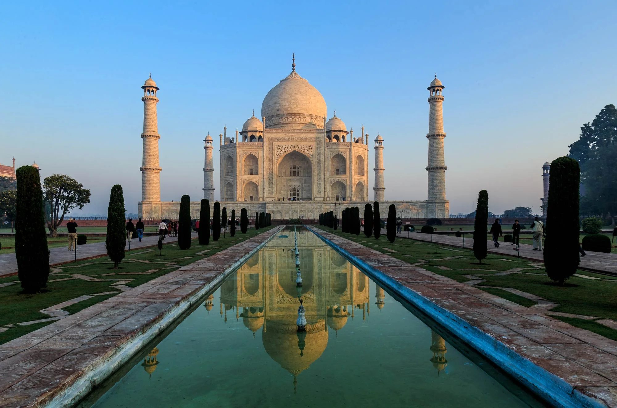 India-agra-taj-mahal-sunrise-copyright-lewis-kemper.jpg