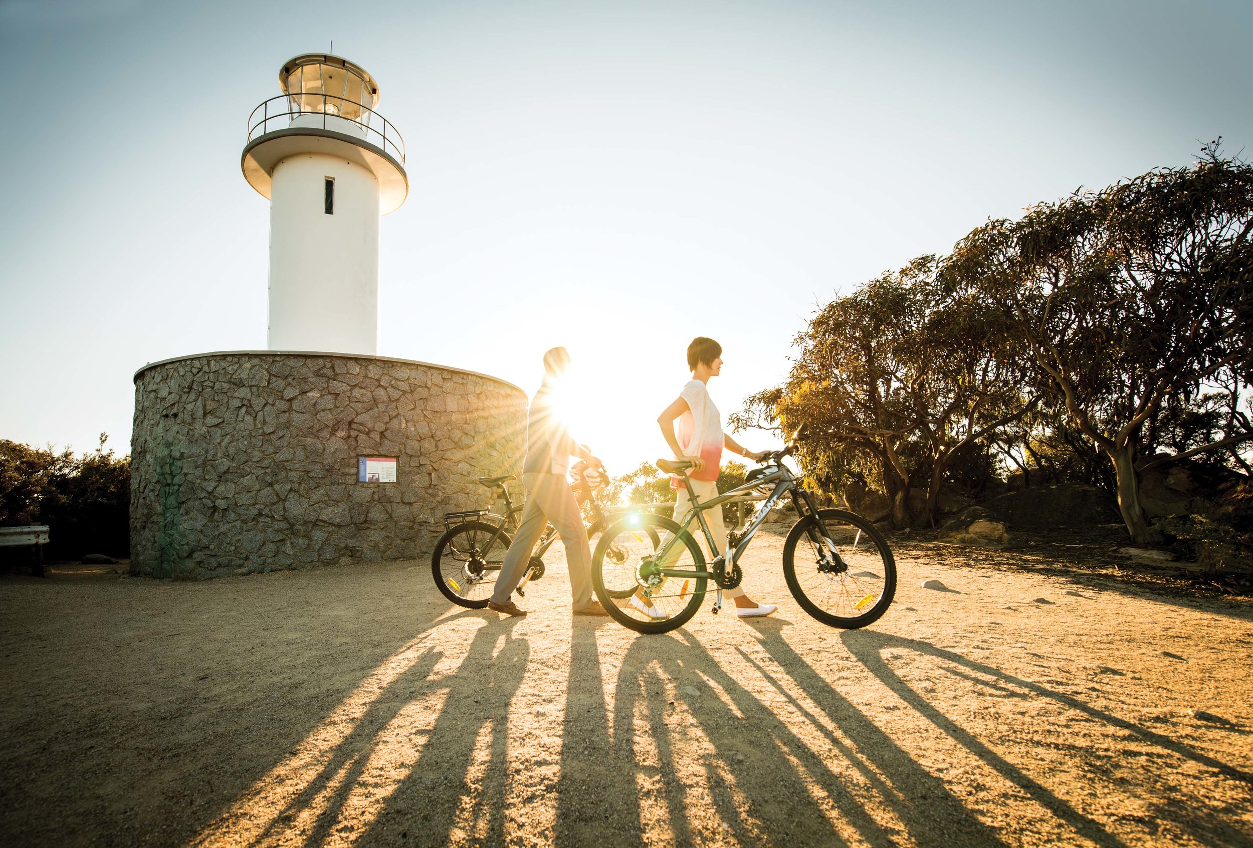 Saffire_Freycinet_Cycling-Lighthouse.jpg