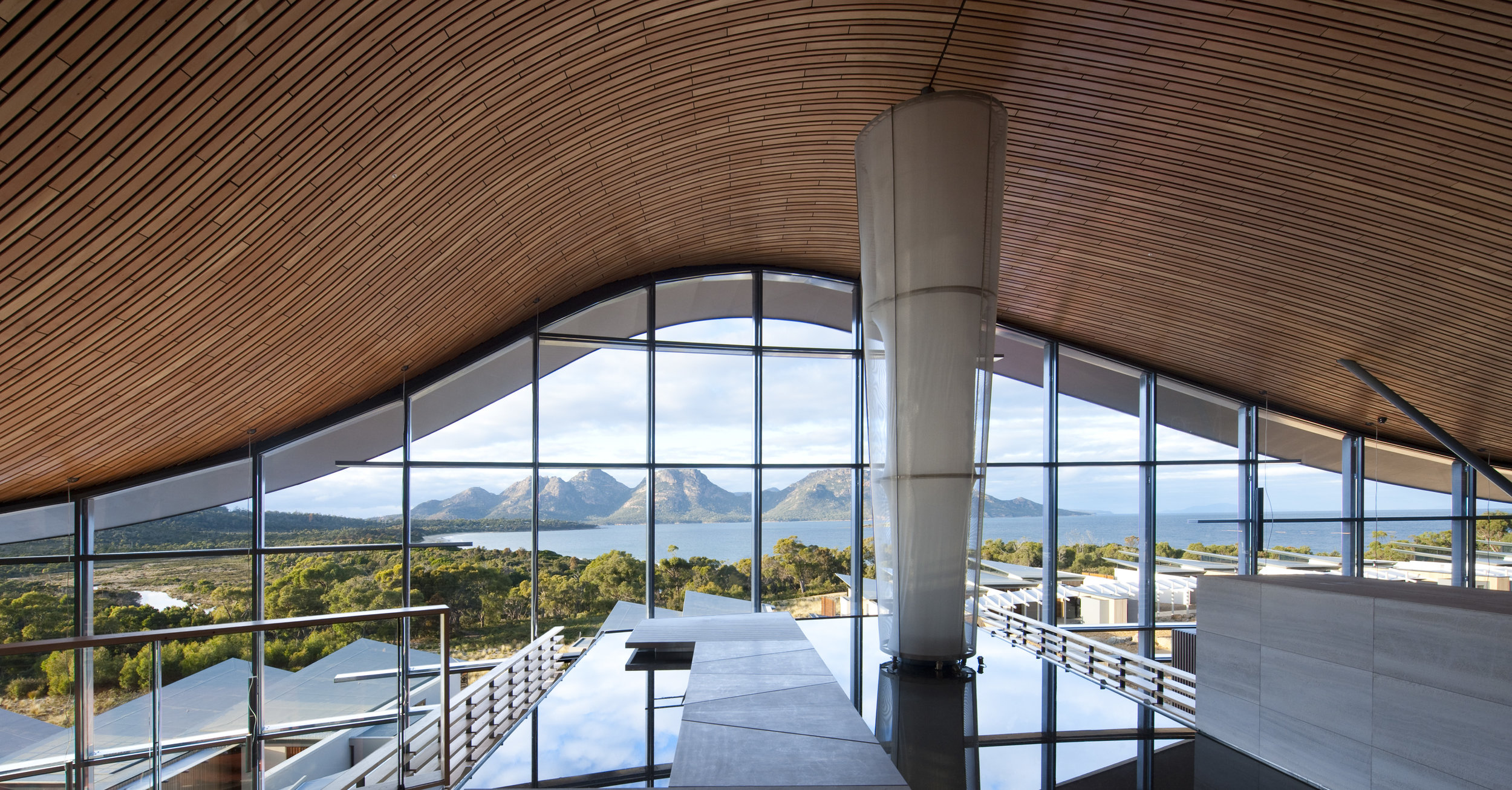 Saffire_Freycinet_Entrance.jpg