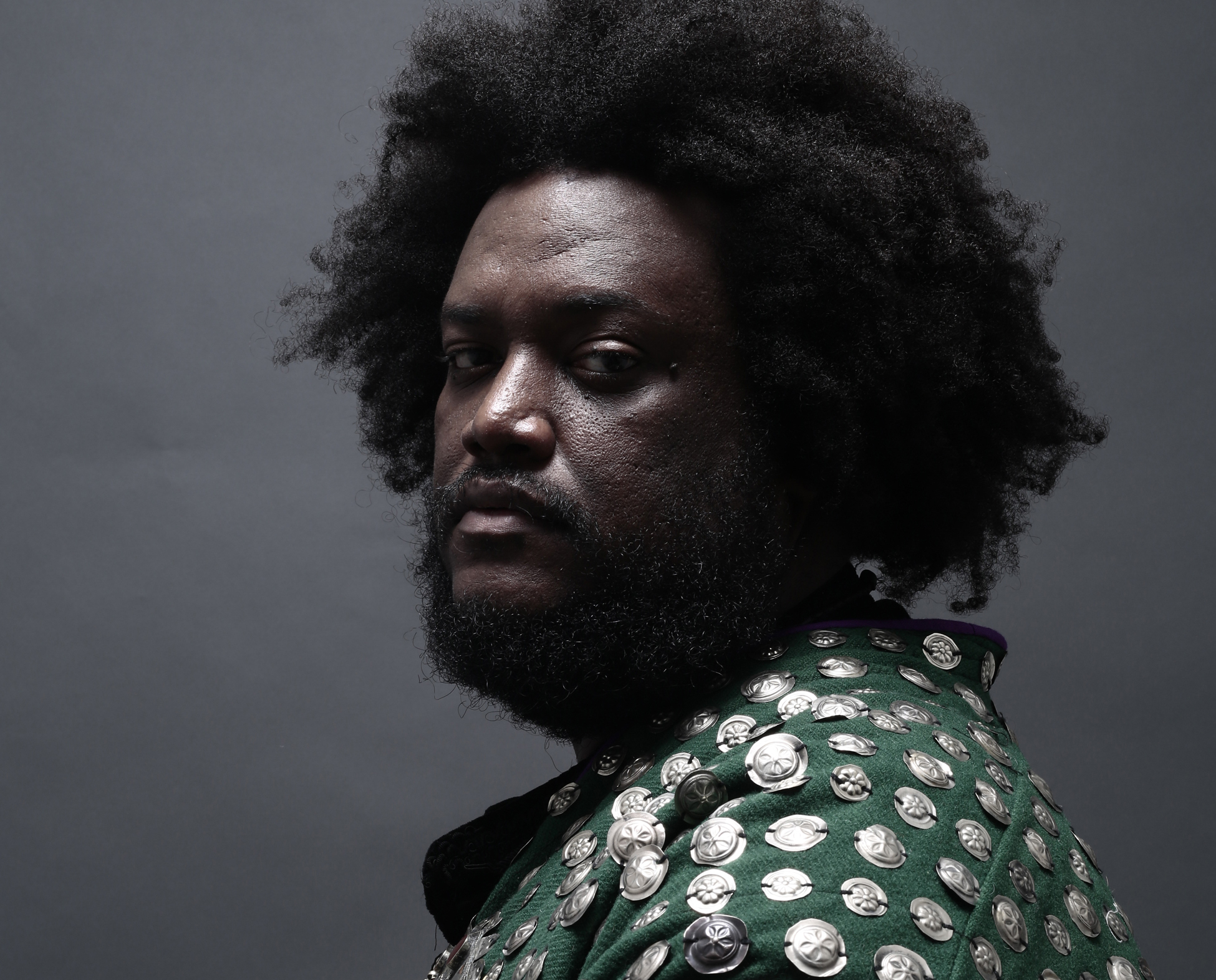 KAMASI_GREEN_SHIRT_1950-crop.jpg