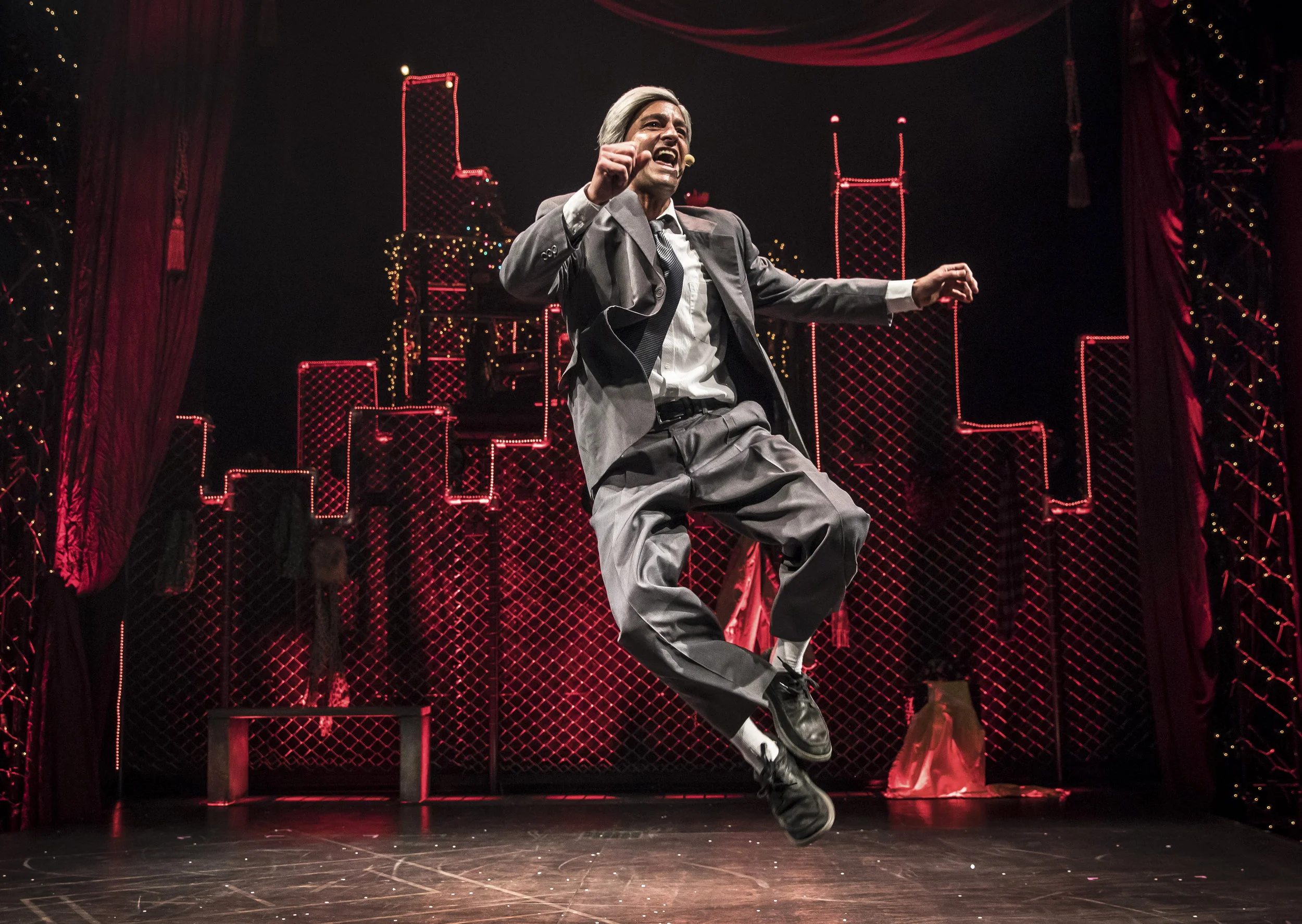 Scene from A Q BROTHERS CHRISTMAS CAROL (courtesy of Chicago Shakespeare)