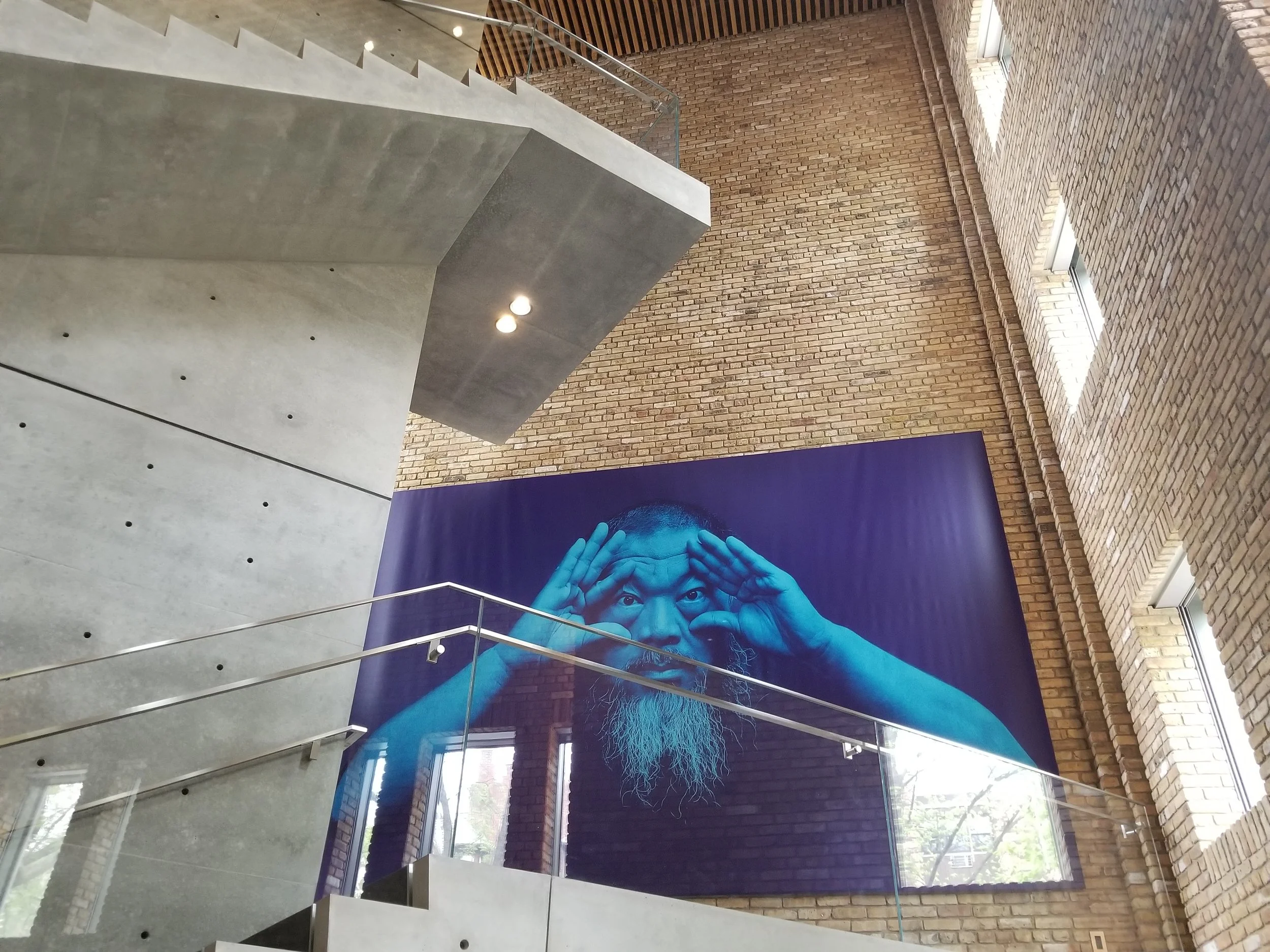 Inside 659 w. Wrightwood Avenue