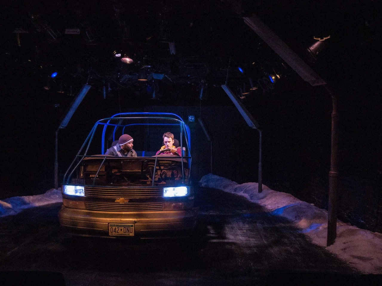 Strawdog Theatre Premieres Claustrophobic Thriller, DAMASCUS