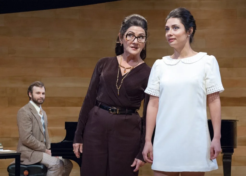 Chicago Actress Brings Opera Legend Maria Callas to Life On Stage