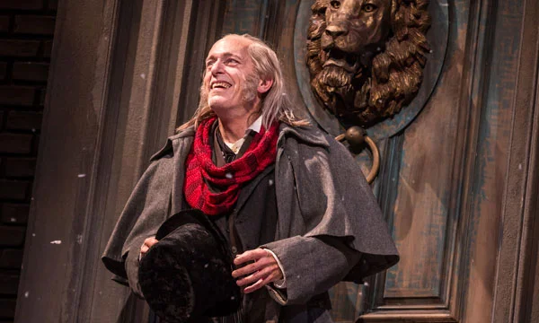Larry Yando (Ebenezer Scrooge) in Goodman Theatre’s A Christmas Carol