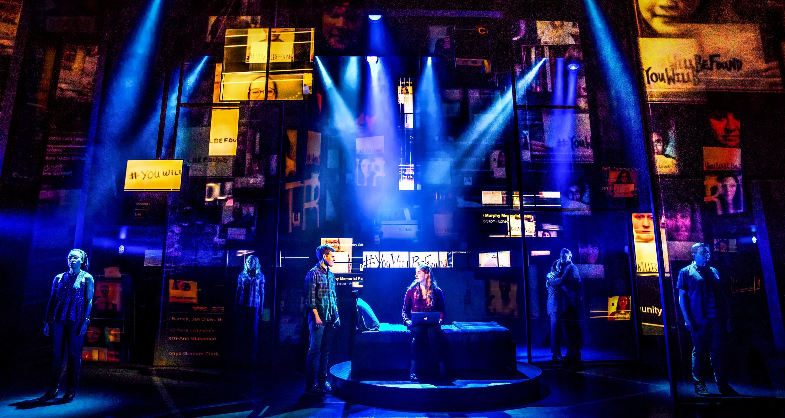 DEAR EVAN HANSEN Comes to Chicago