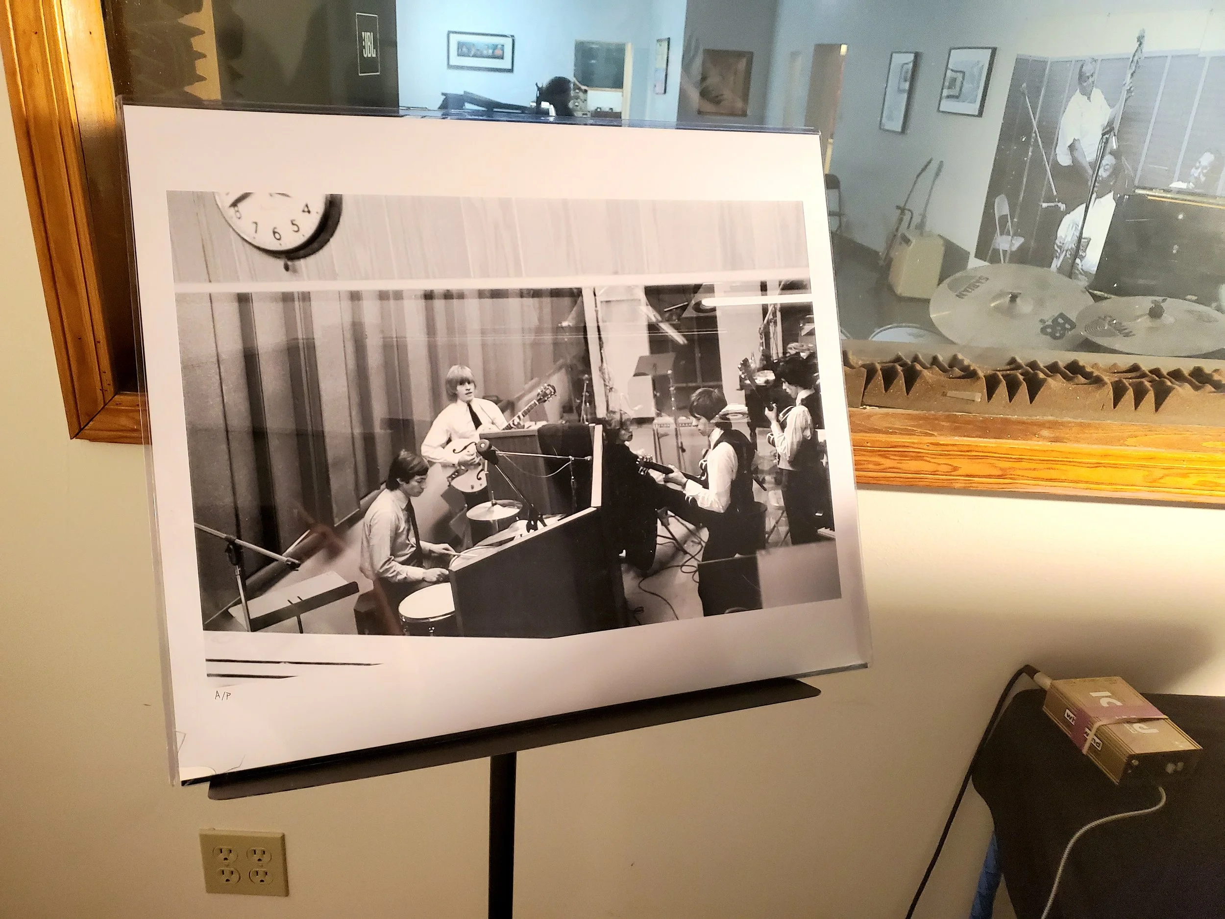 Rarely Seen Photos Capture Rolling Stones 1964 Visit to Chicago 