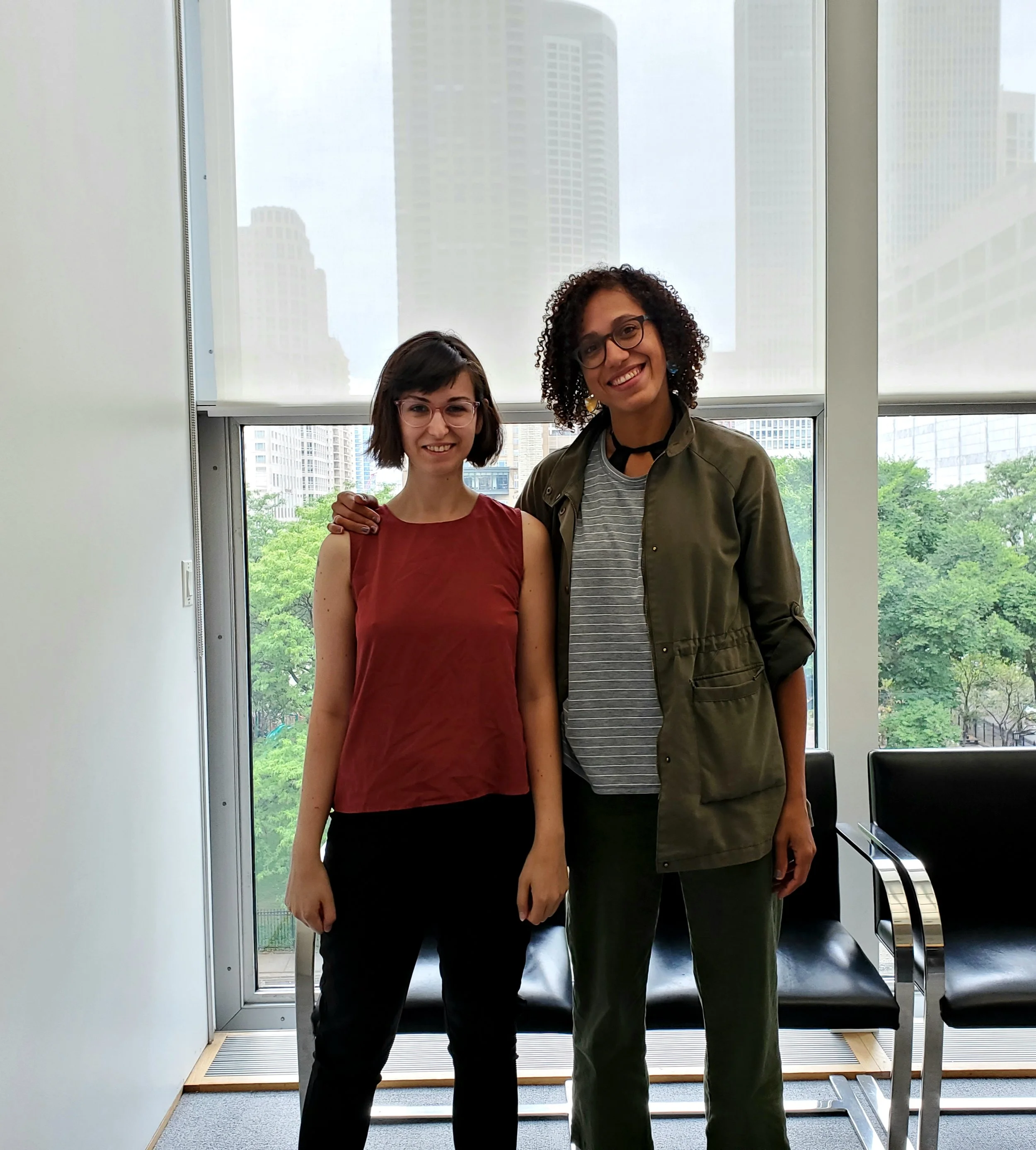 New Project Shines Light On Chicago Experimental Theatre Scene  