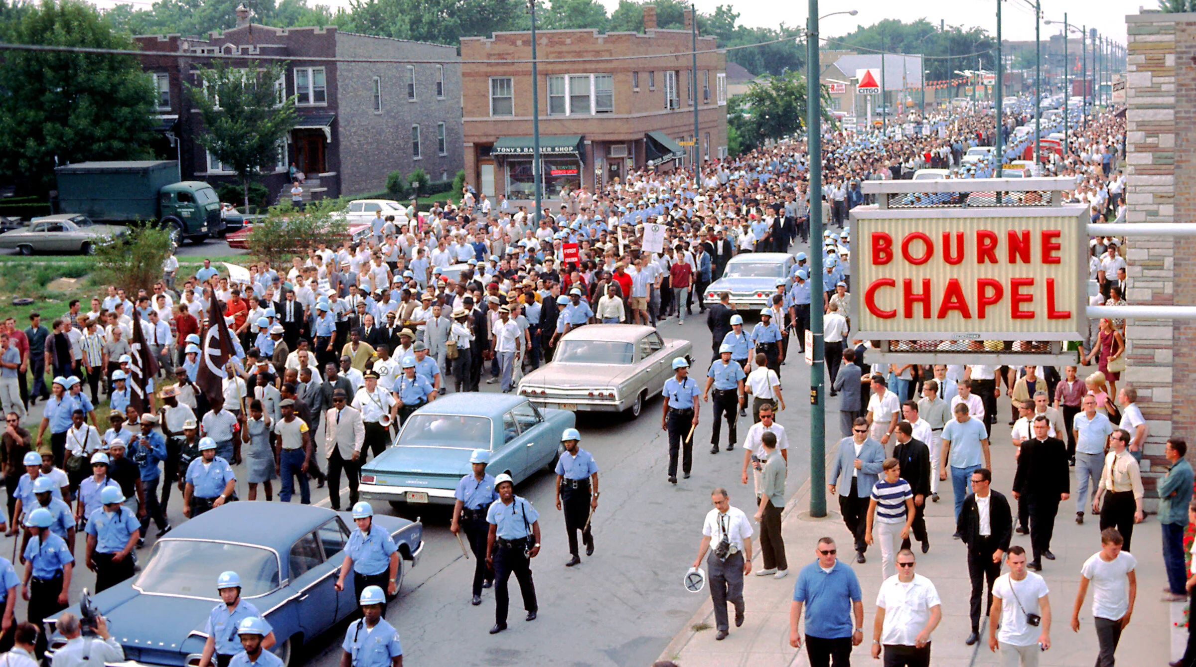 Photographer Documented Chicago Civil Rights Protests of the Mid-60s