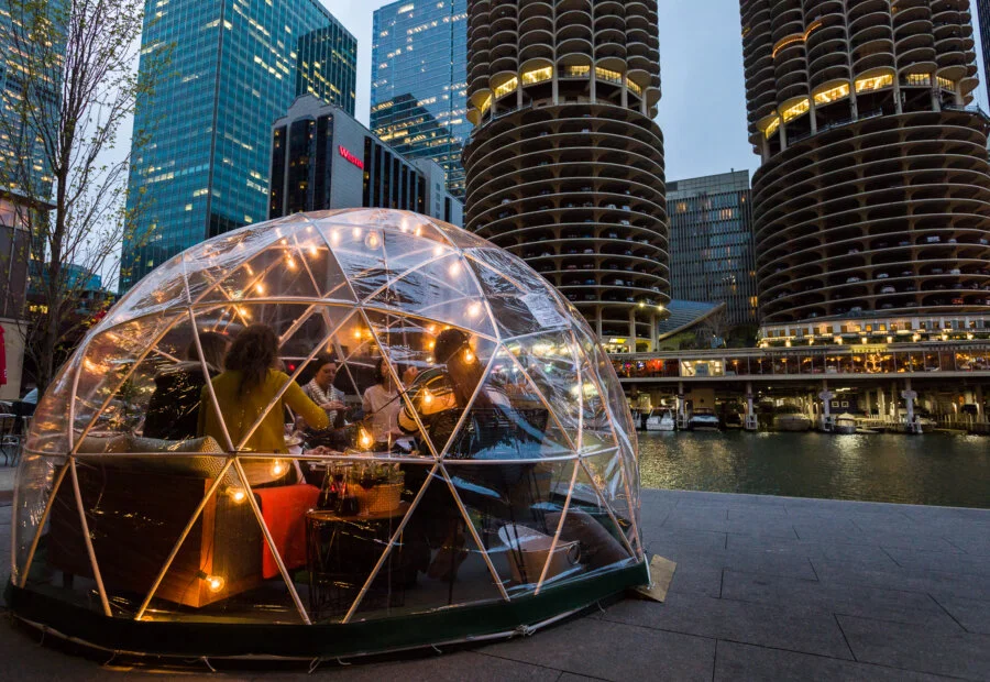 Winter Is Coming: Chicago Restaurants &amp; Bars Innovate, Diners Adapt
